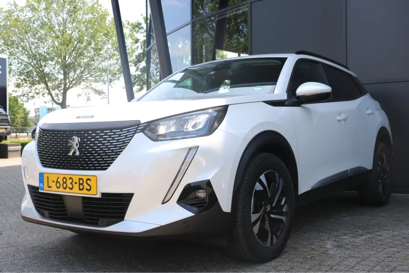 Peugeot 2008 (2021)