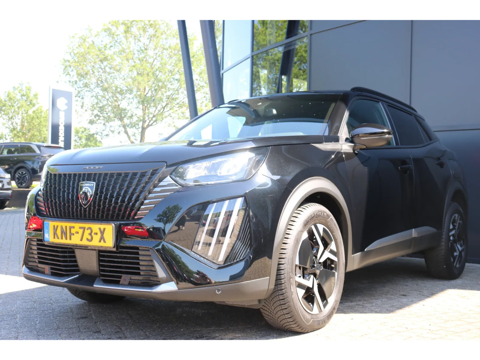 Peugeot 2008 (2025) — foto 1