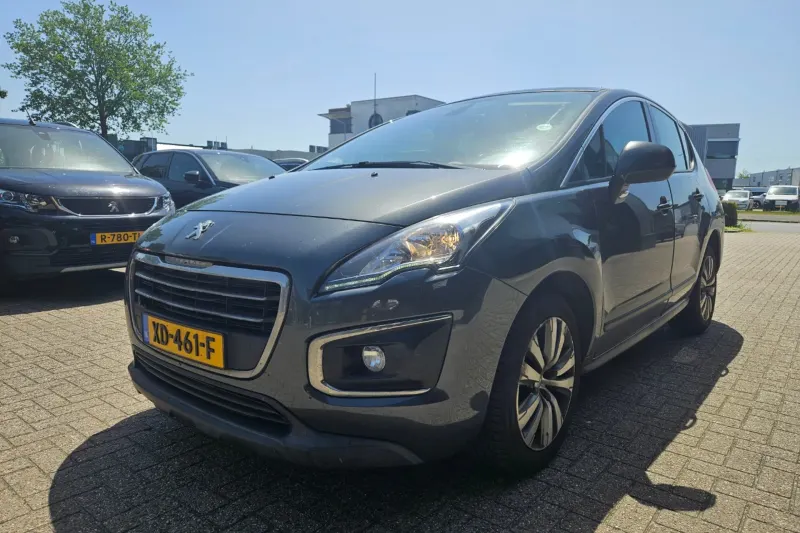 Peugeot 3008 (2016)