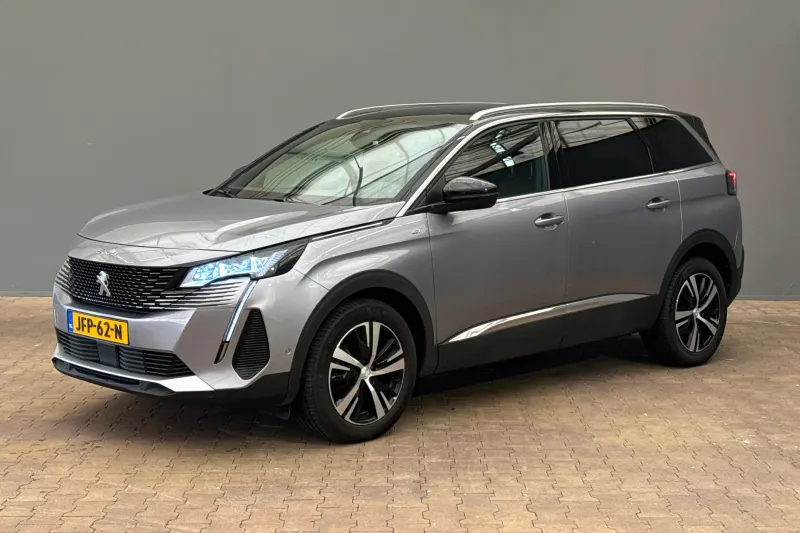 Peugeot 5008 (2024)