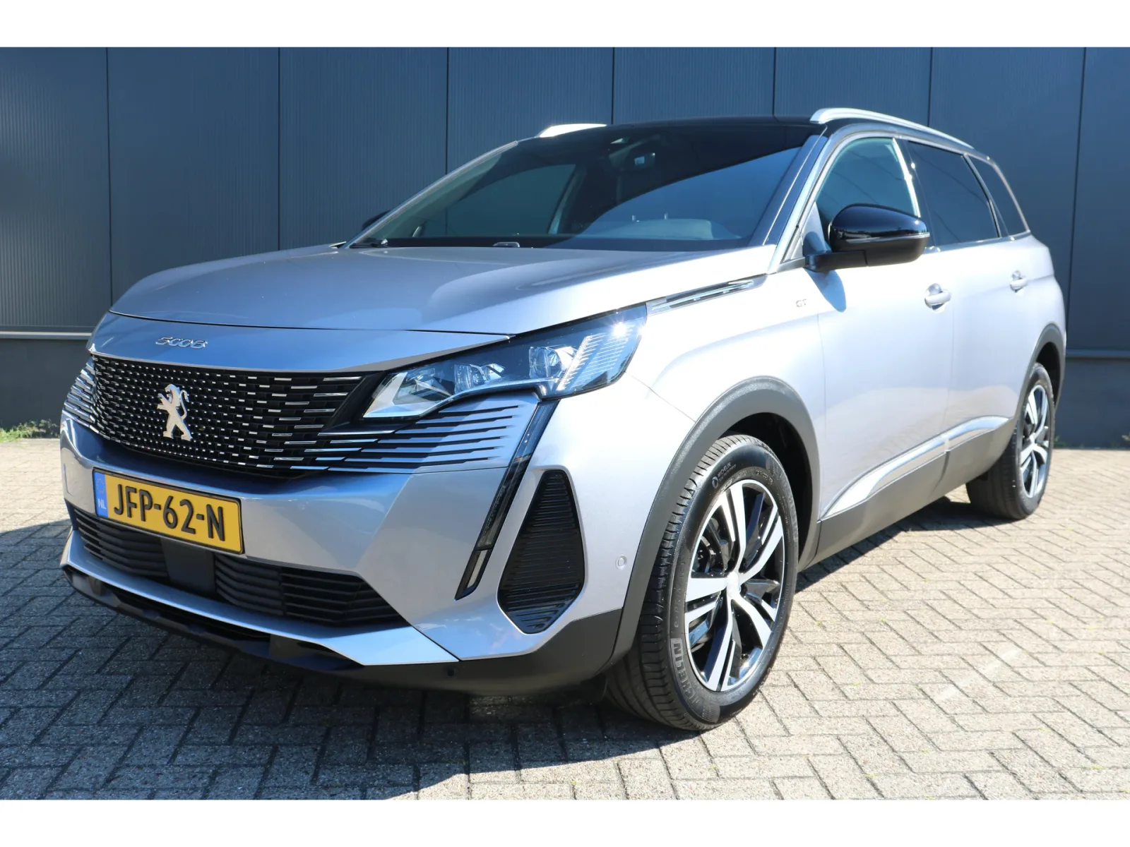 Peugeot 5008 (2024) — foto 1