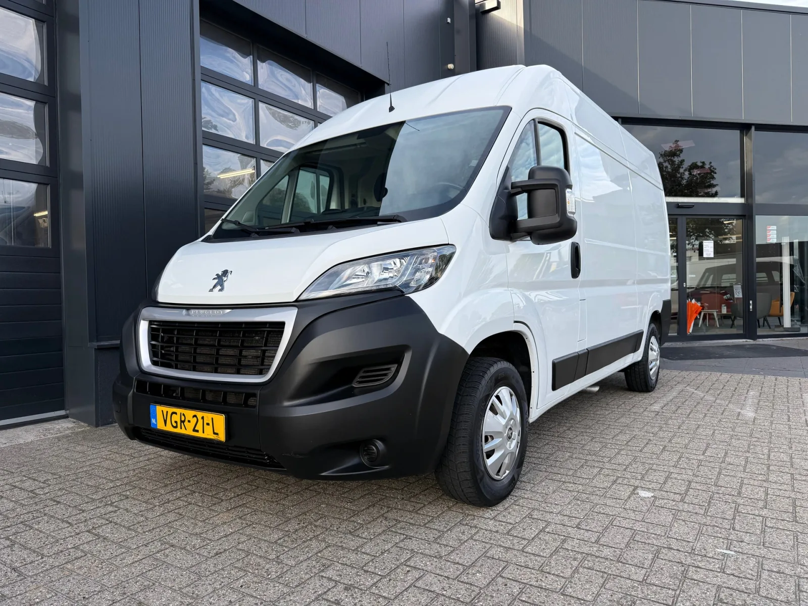 Peugeot Boxer (2020) — foto 1