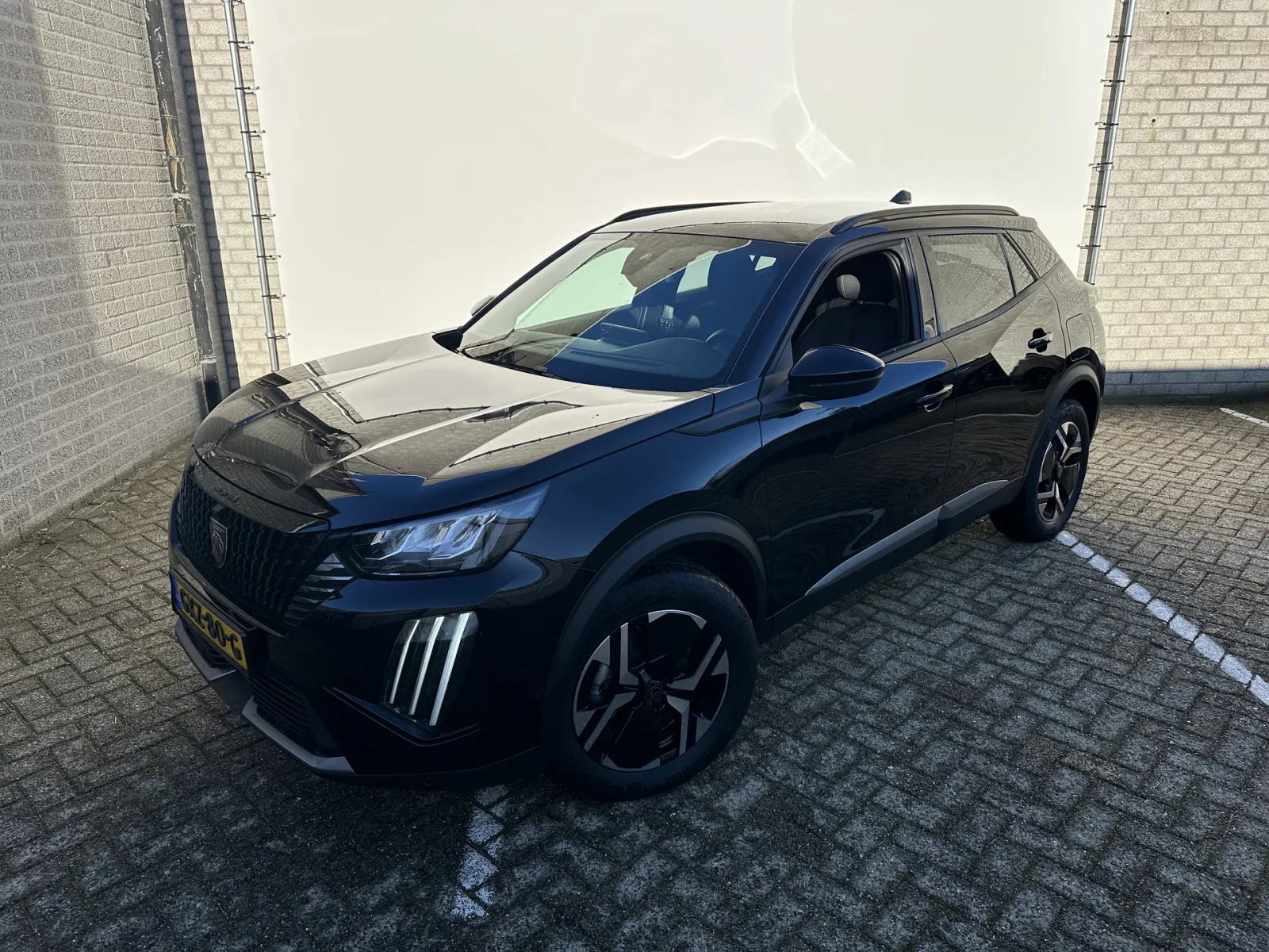Peugeot 2008 (2024) — foto 1