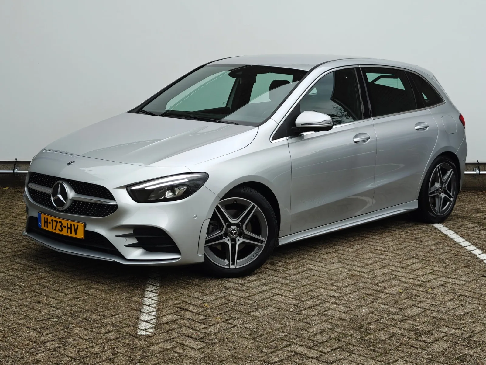 Mercedes-Benz B-Klasse (2020) — foto 1