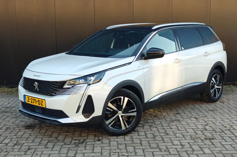 Peugeot 5008 (2023)