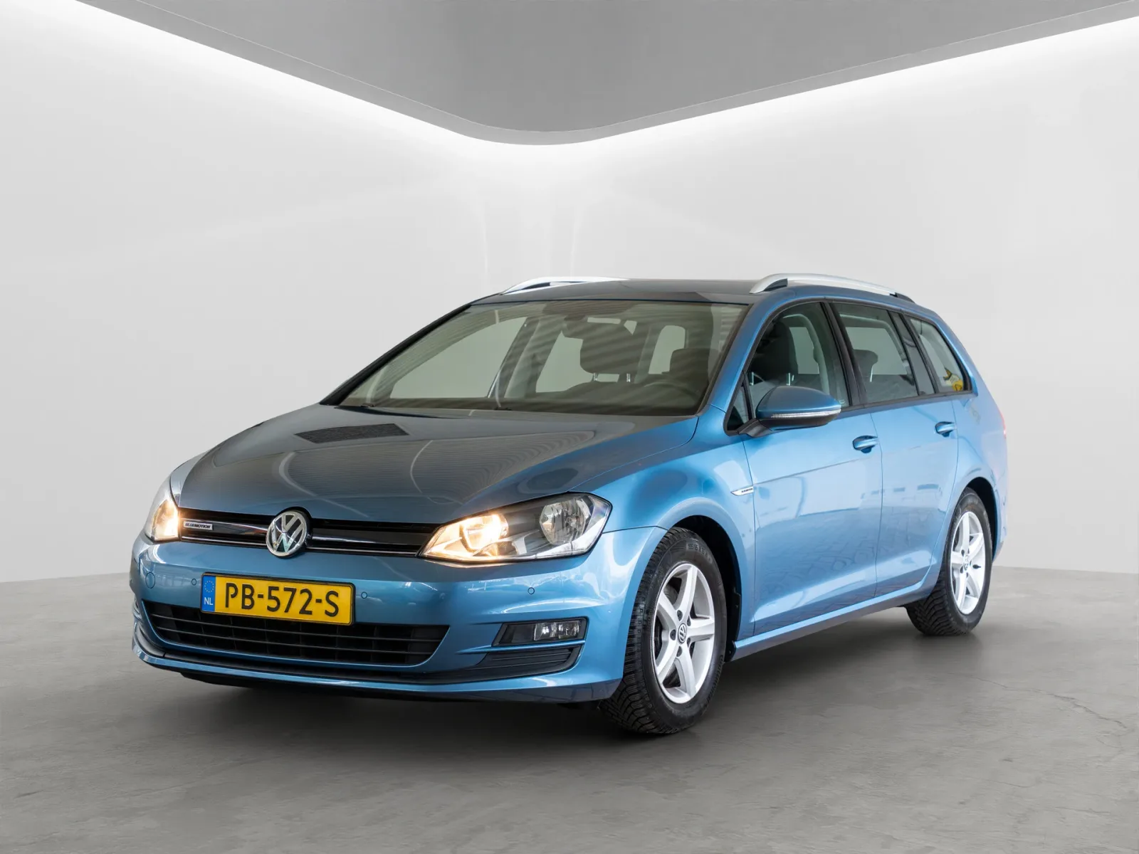 Volkswagen Golf (2017) — foto 1