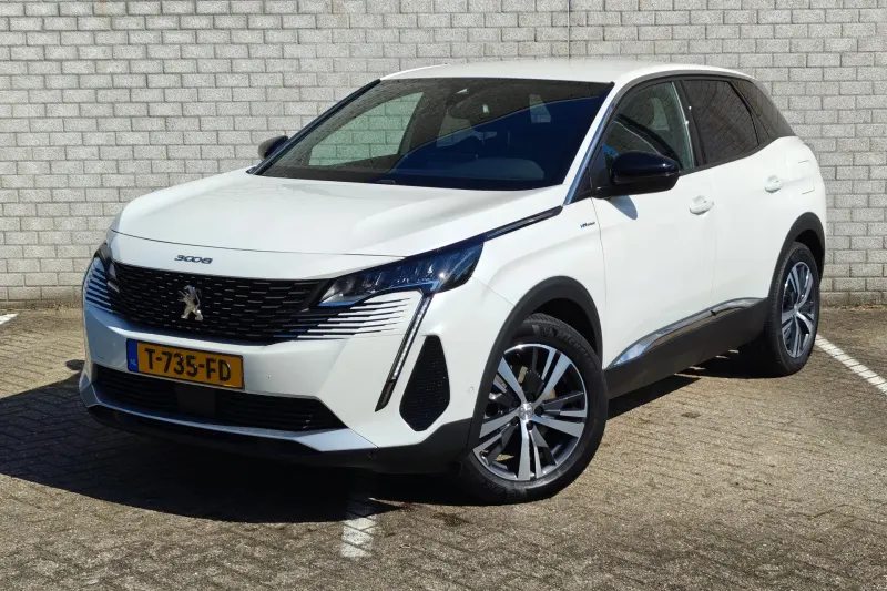 Peugeot 3008 (2023)