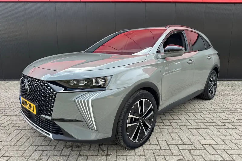 DS 7 (2025)