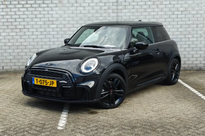 MINI Mini (2023)