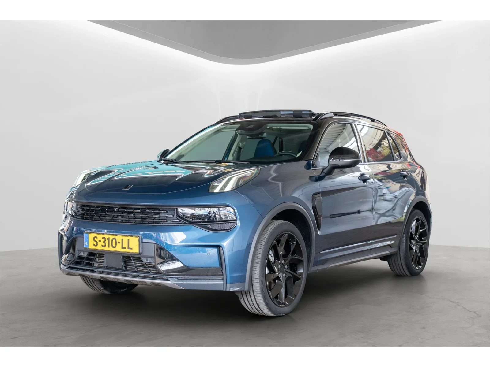 Lynk & Co 01 (2023) — foto 1