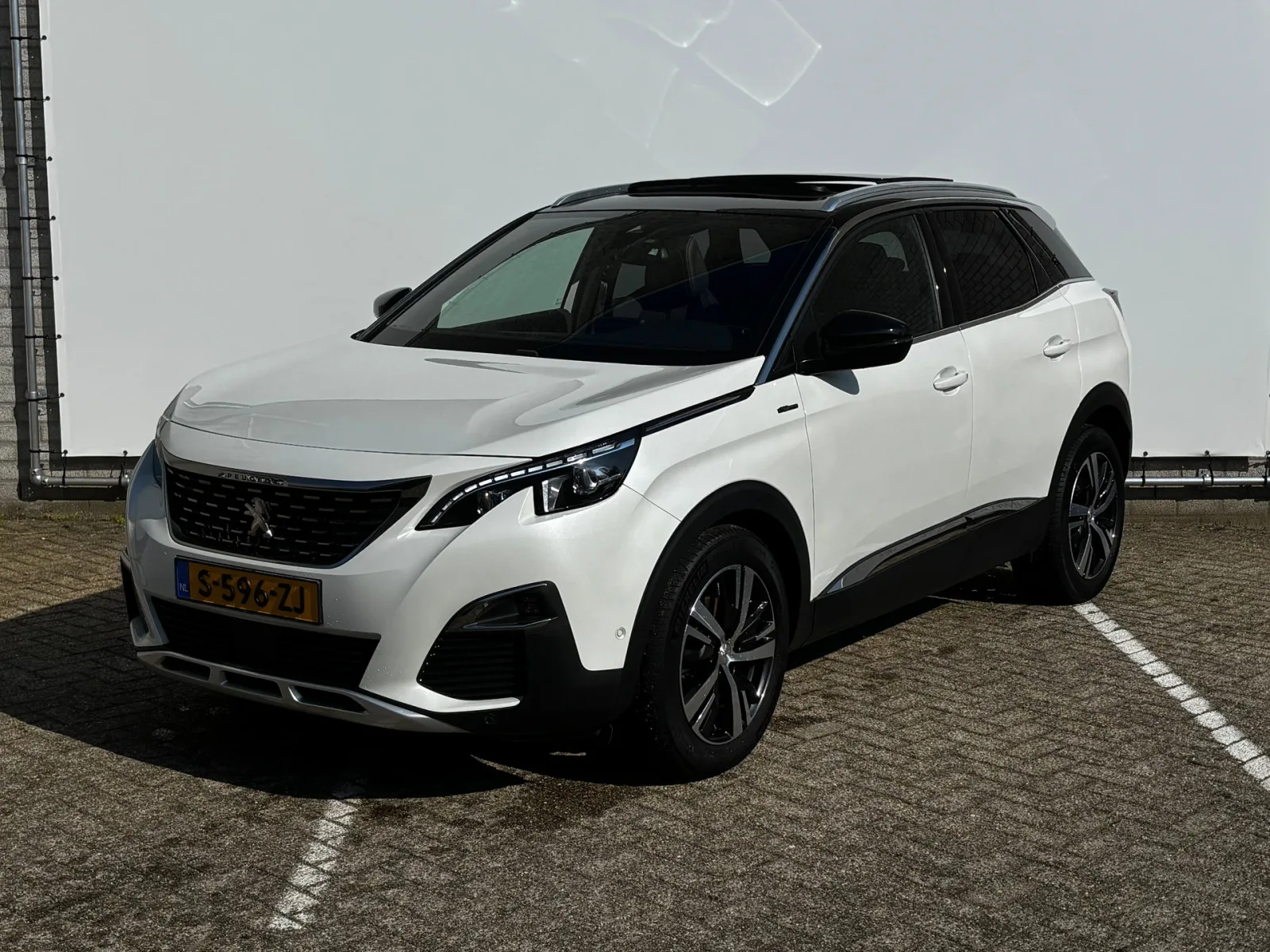 Peugeot 3008 (2020) — foto 1
