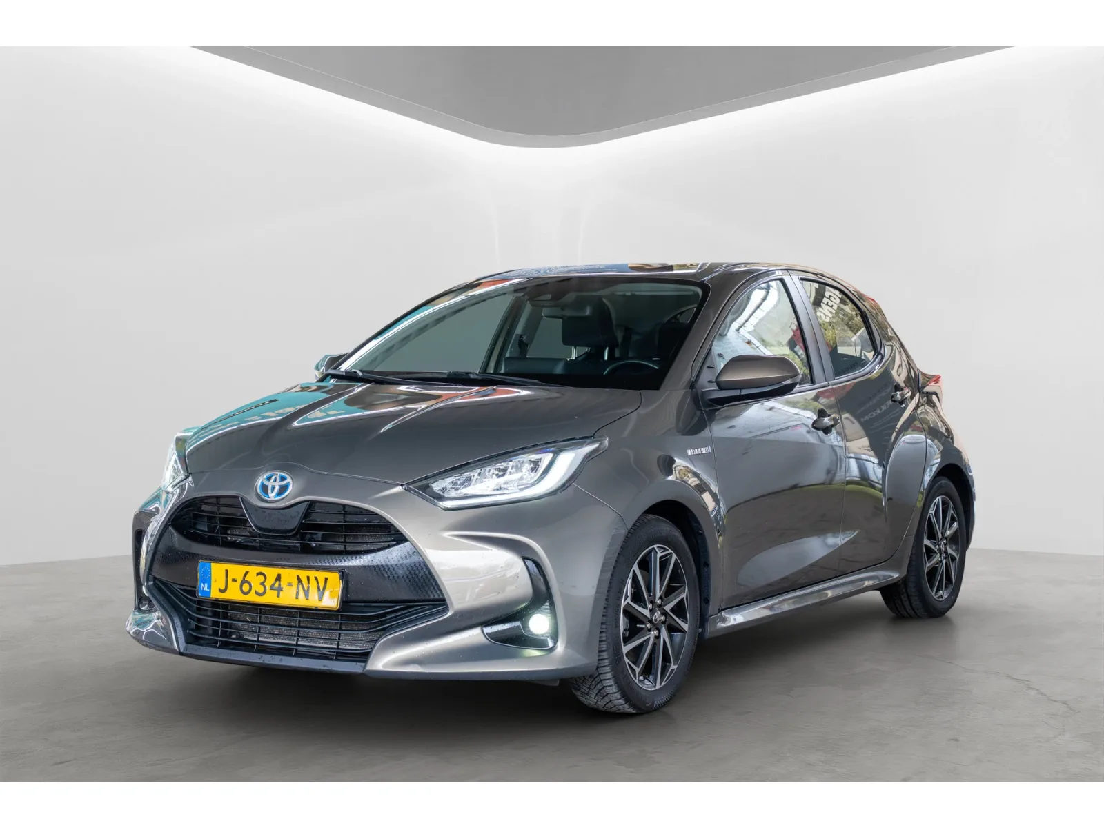 Toyota Yaris (2020) — foto 1