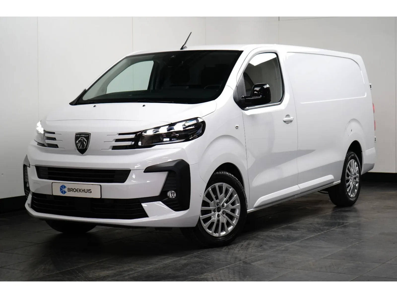 Peugeot Expert (2024) — foto 1