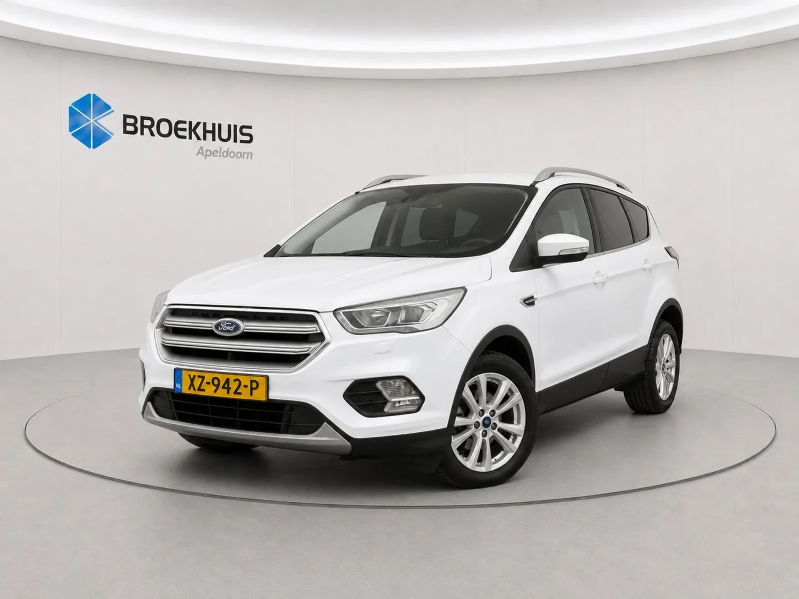 Ford Kuga (2019) — foto 1