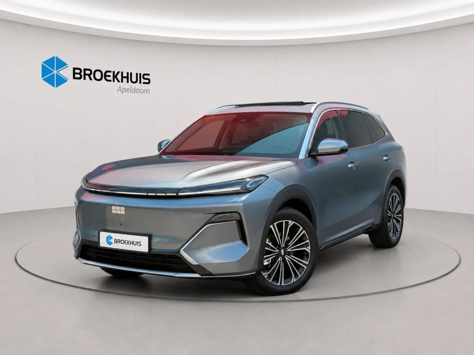 Geely Starray EM-i (2026) — foto 1