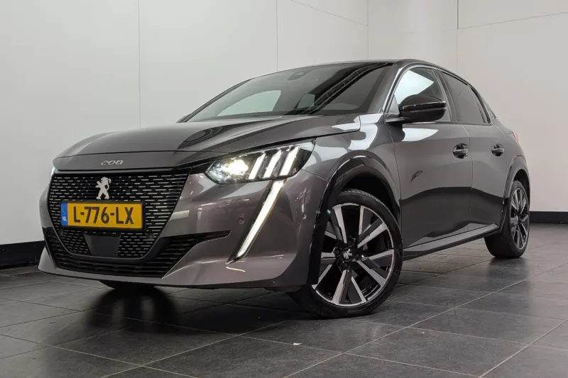 Peugeot 208 (2021)