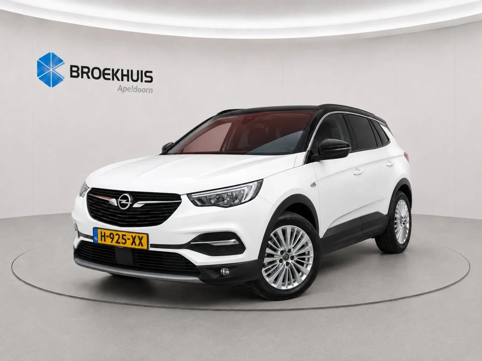 Opel Grandland X (2021) — foto 1
