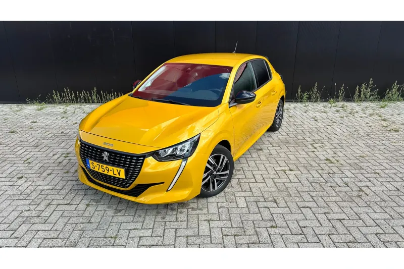 Peugeot 208 (2023)