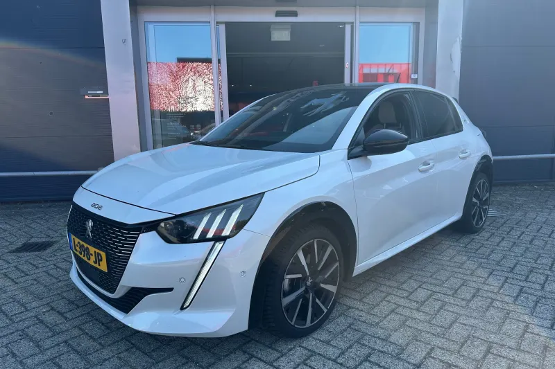 Peugeot 208 (2021)