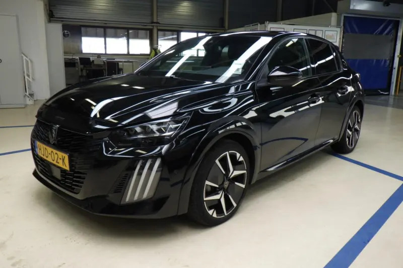 Peugeot 208 (2025)