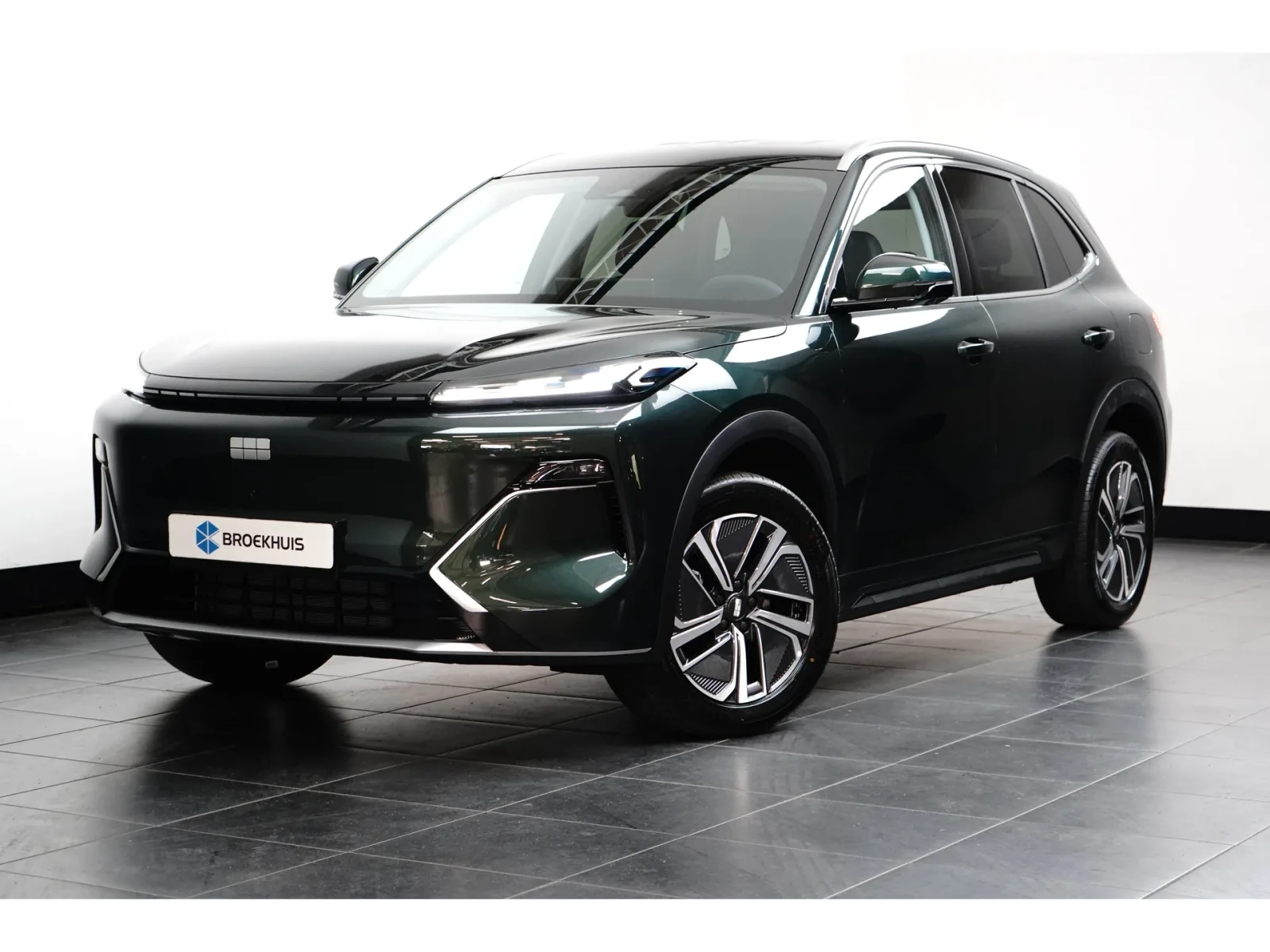 Geely Starray EM-i (2026) — foto 1