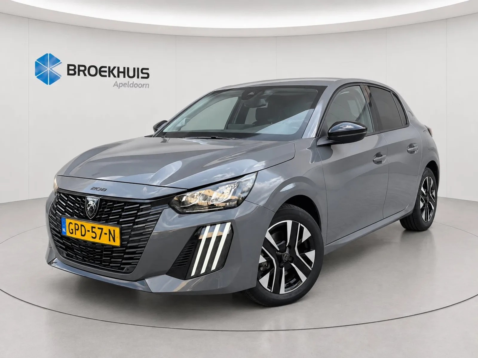 Peugeot 208 (2024) — foto 1