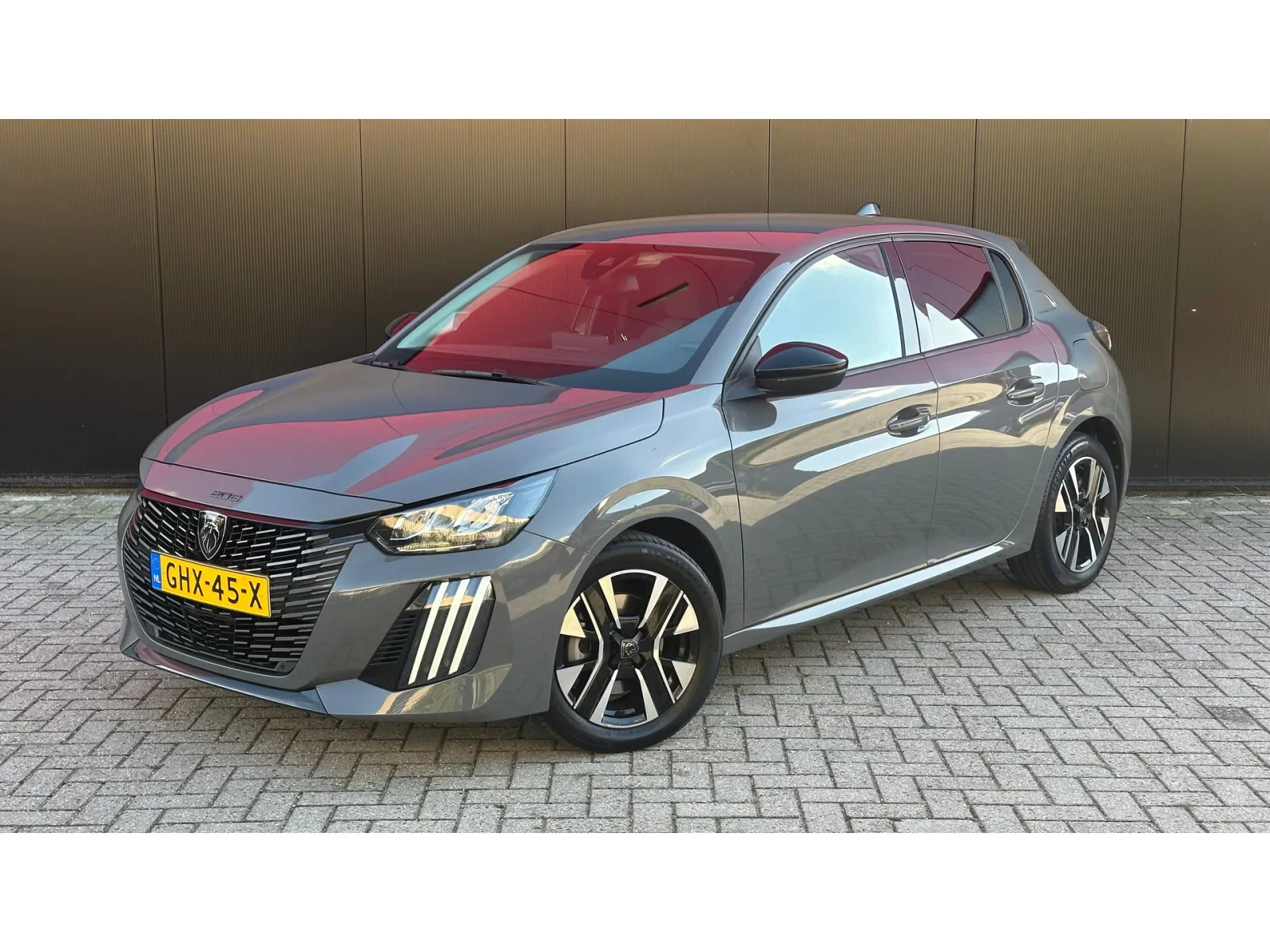 Peugeot 208 (2024) — foto 1