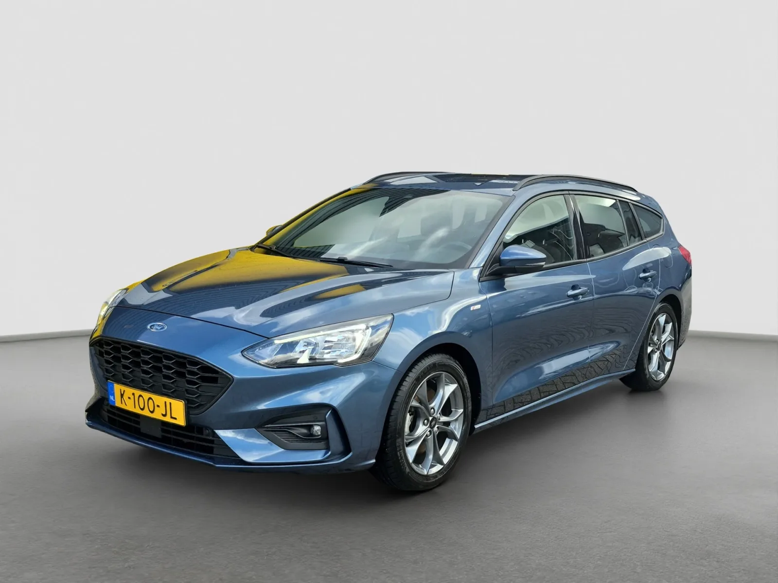 Ford Focus (2020) — foto 1