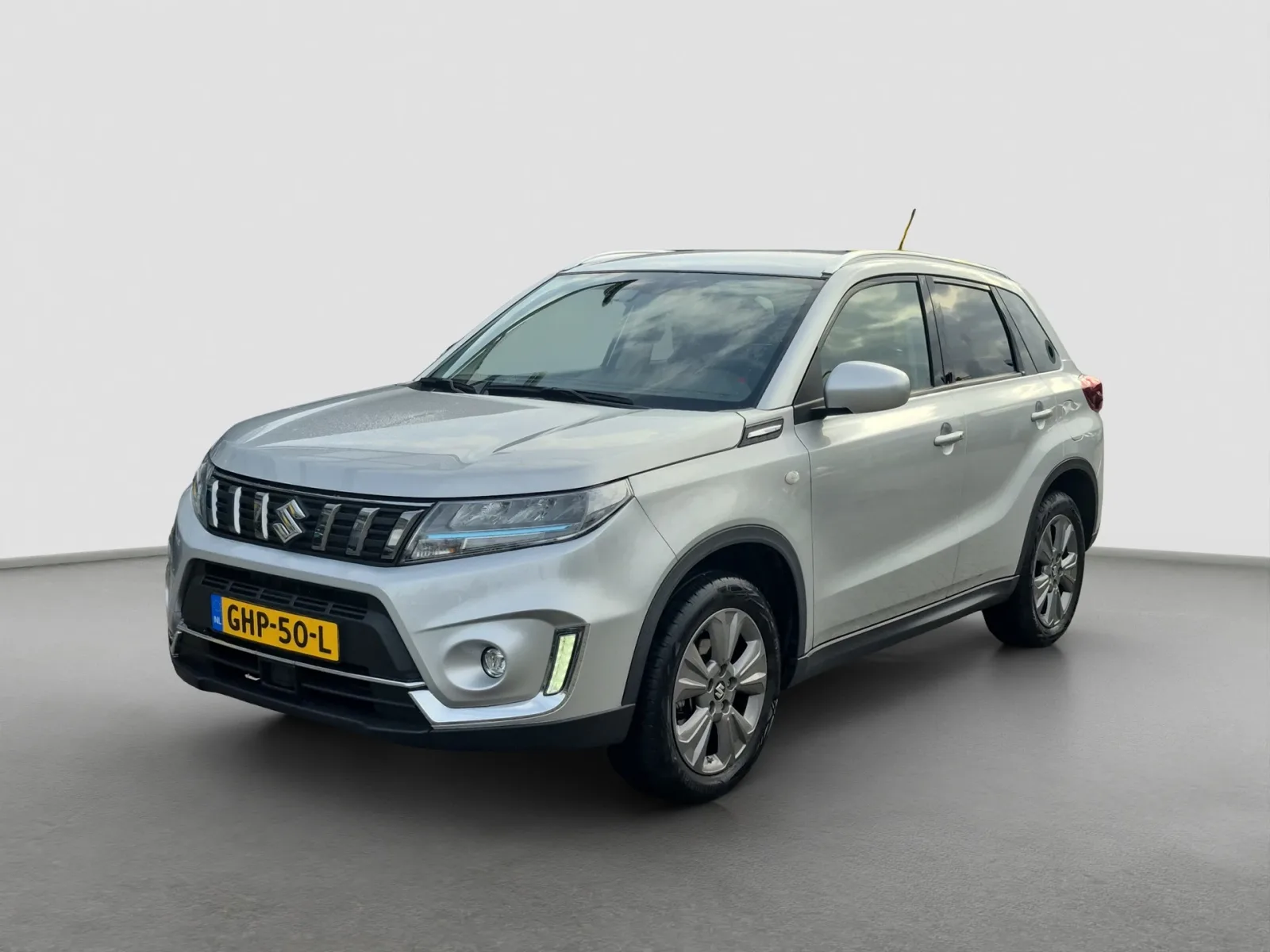 Suzuki Vitara (2023) — foto 1