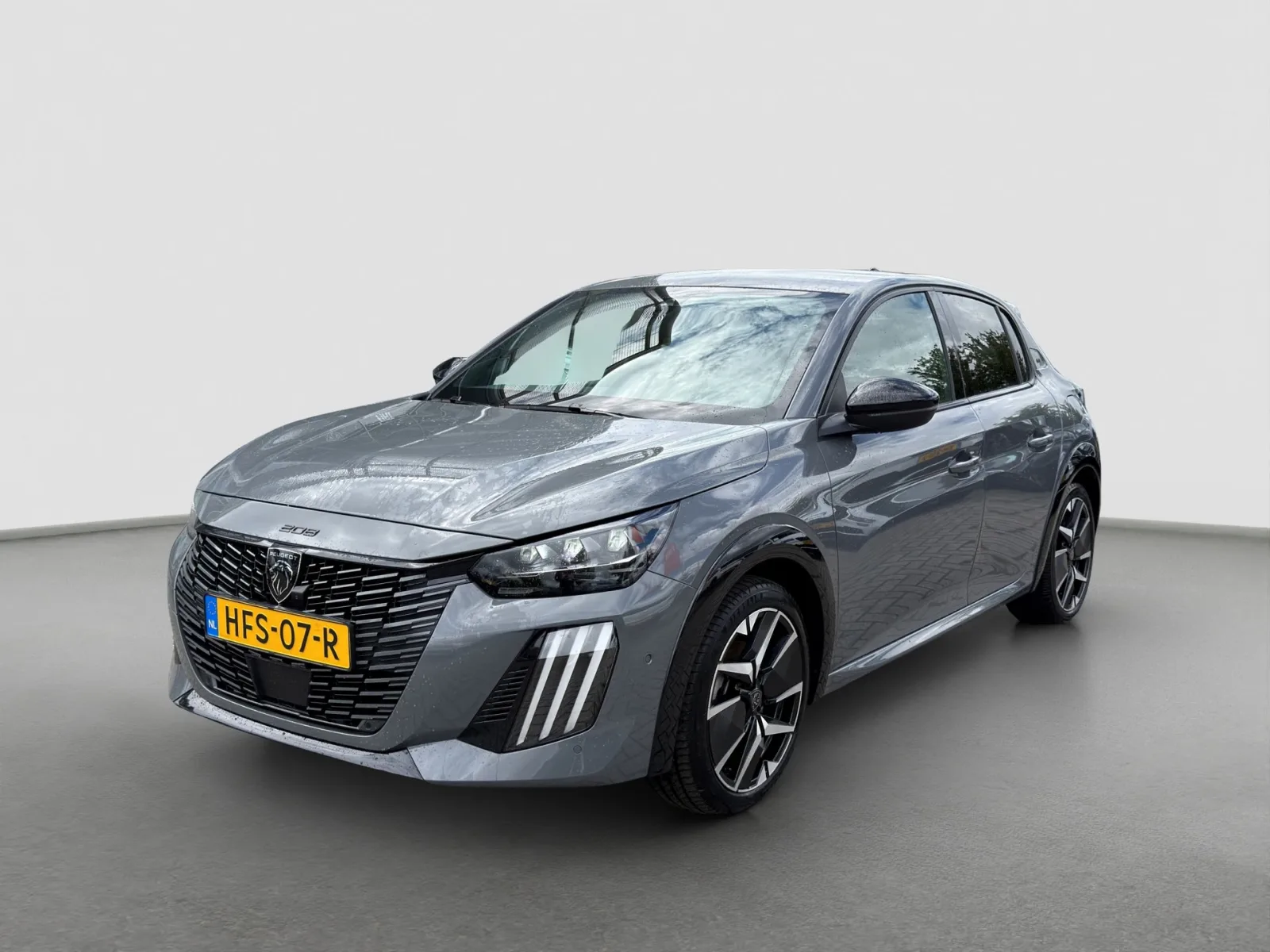 Peugeot 208 (2025) — foto 1