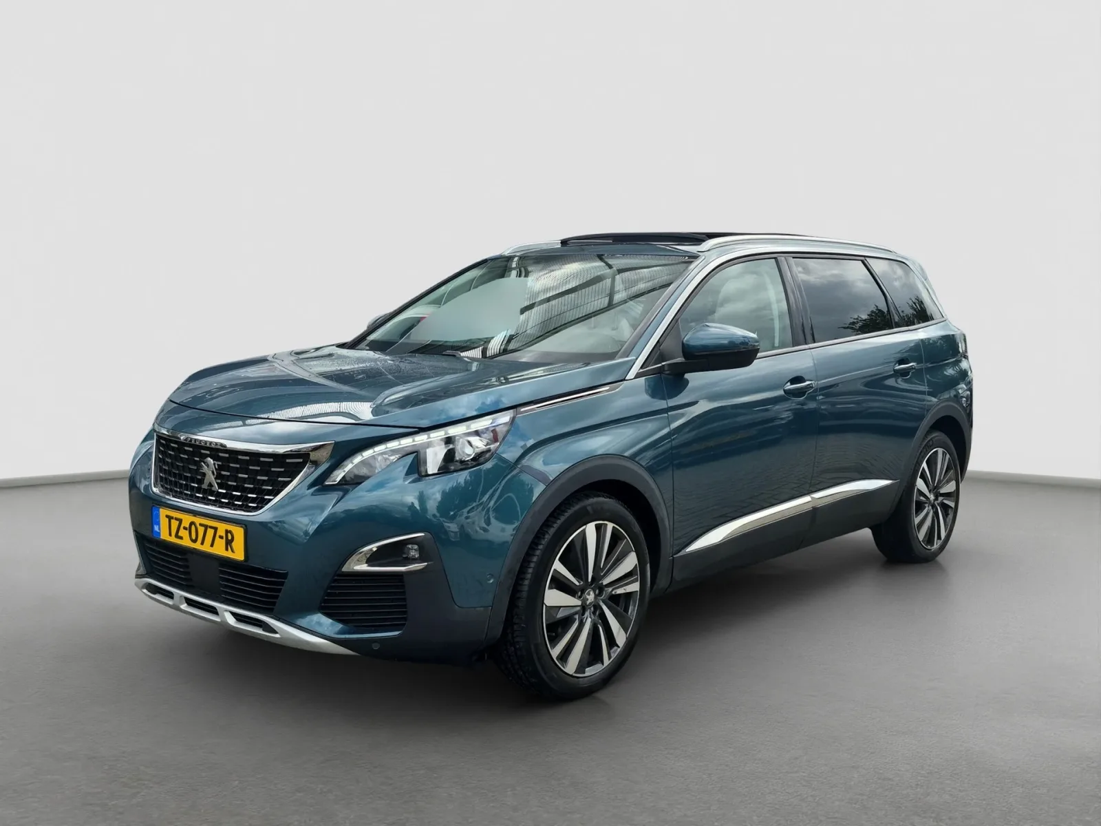 Peugeot 5008 (2018) — foto 1