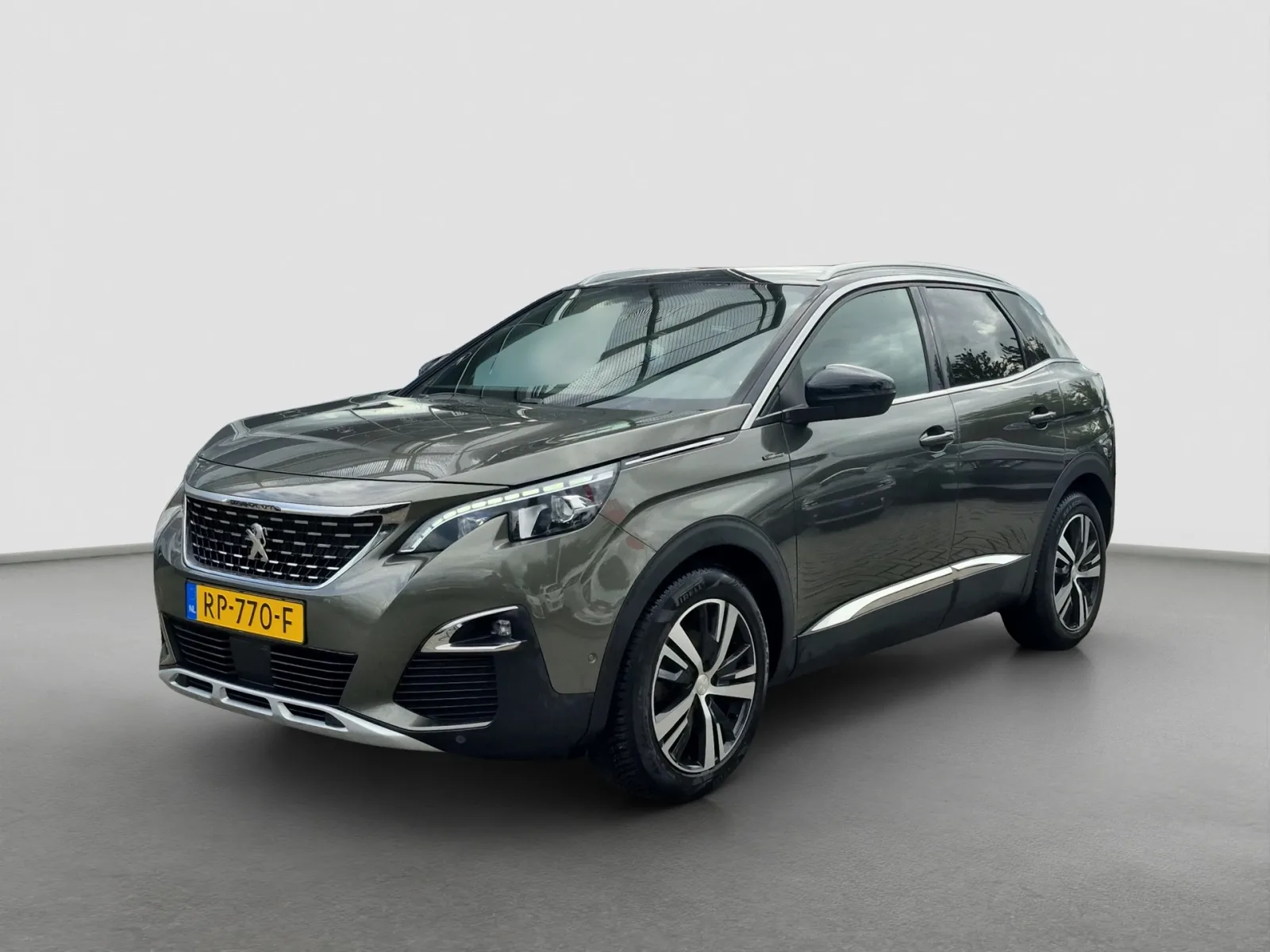 Peugeot 3008 (2018) — foto 1