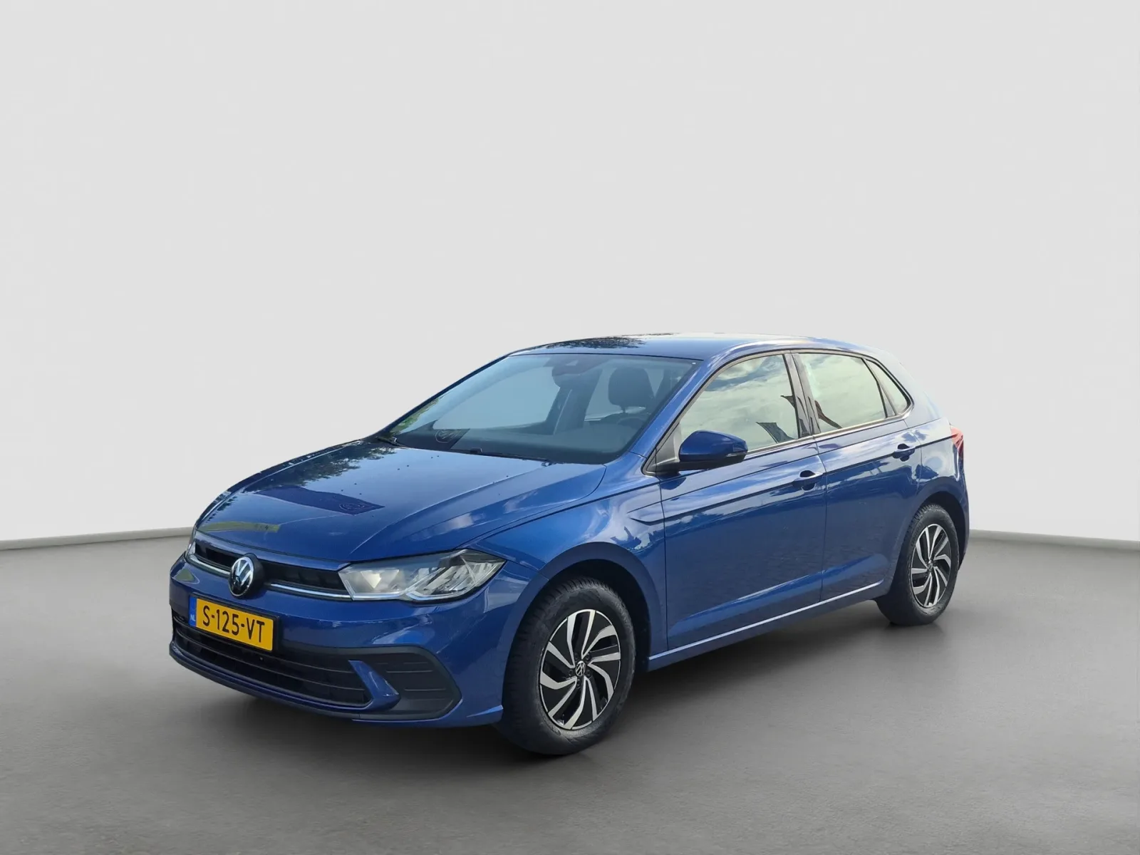 Volkswagen Polo (2023) — foto 1