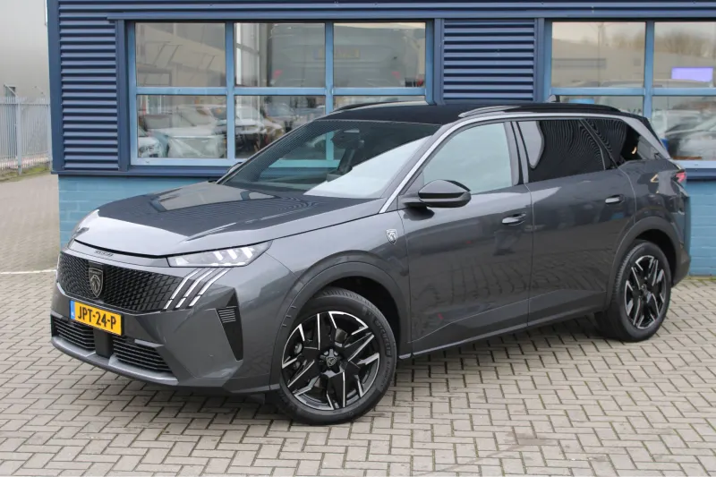 Peugeot 5008 (2025)
