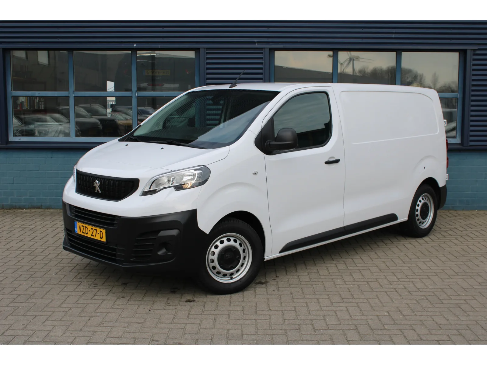 Peugeot Expert (2023) — foto 1