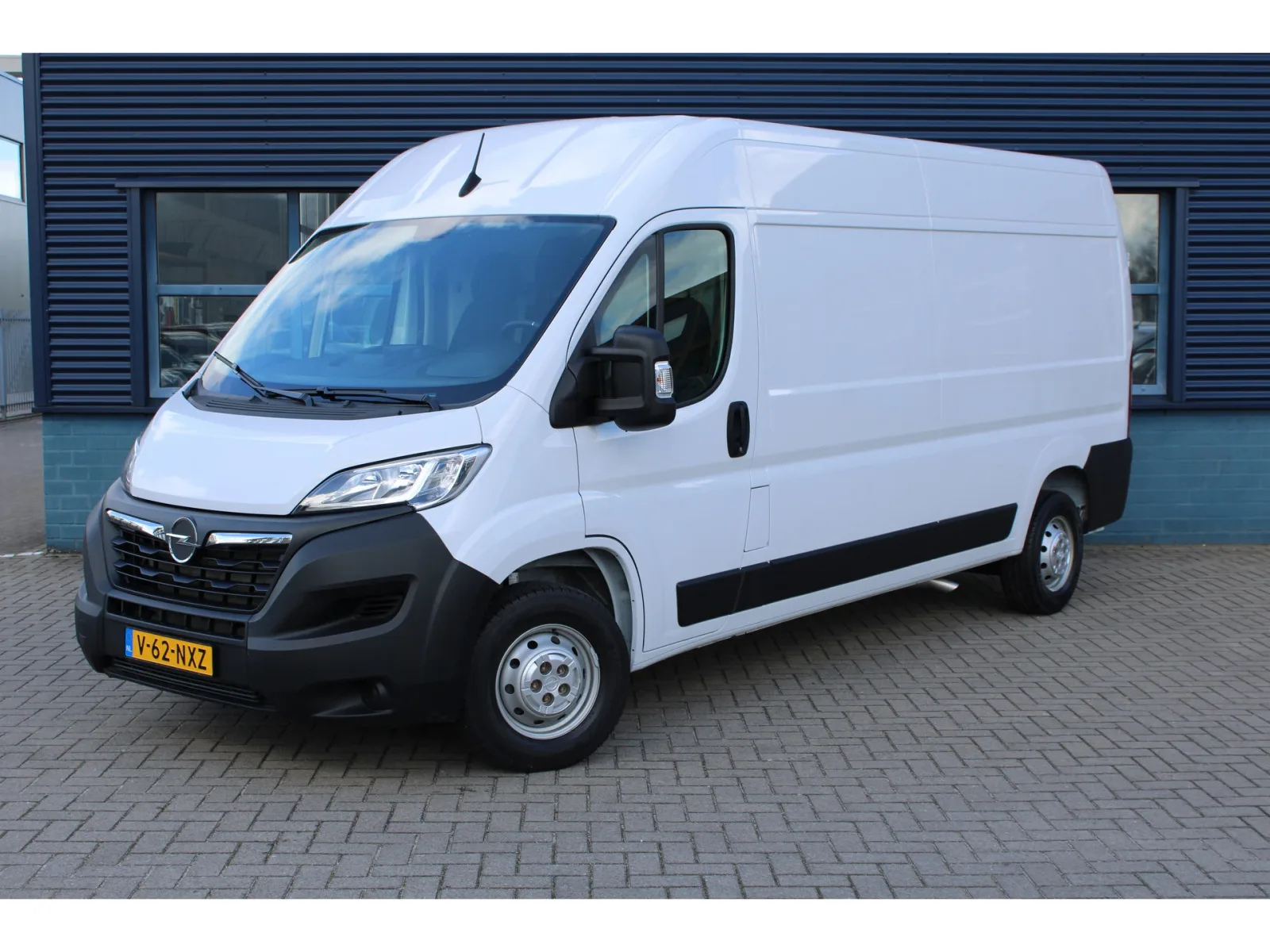 Opel Movano (2024) — foto 1