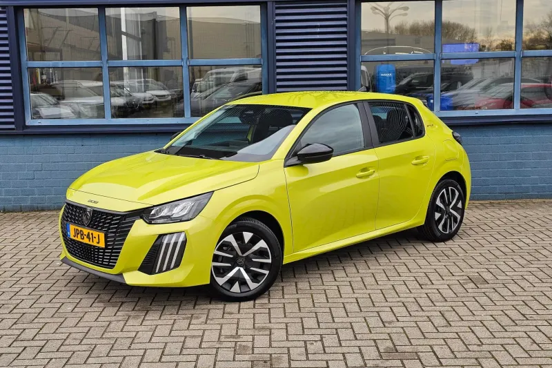 Peugeot 208 (2025)