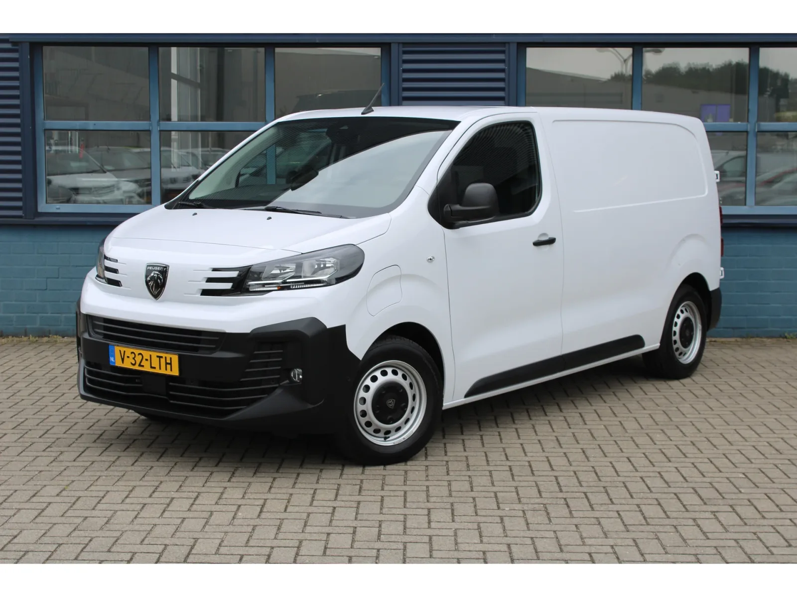 Peugeot E-Expert (2025) — foto 1