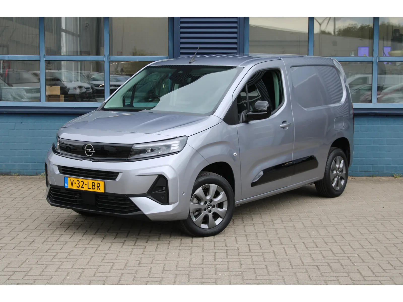 Opel Combo (2024) — foto 1