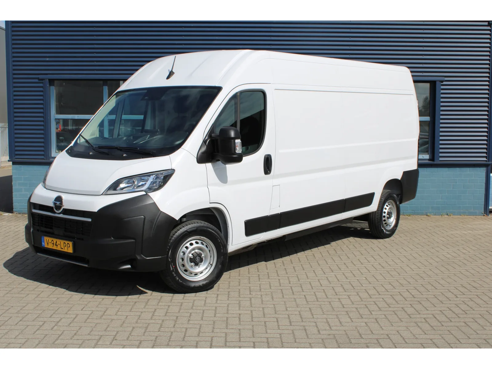 Opel Movano Electric (2025) — foto 1