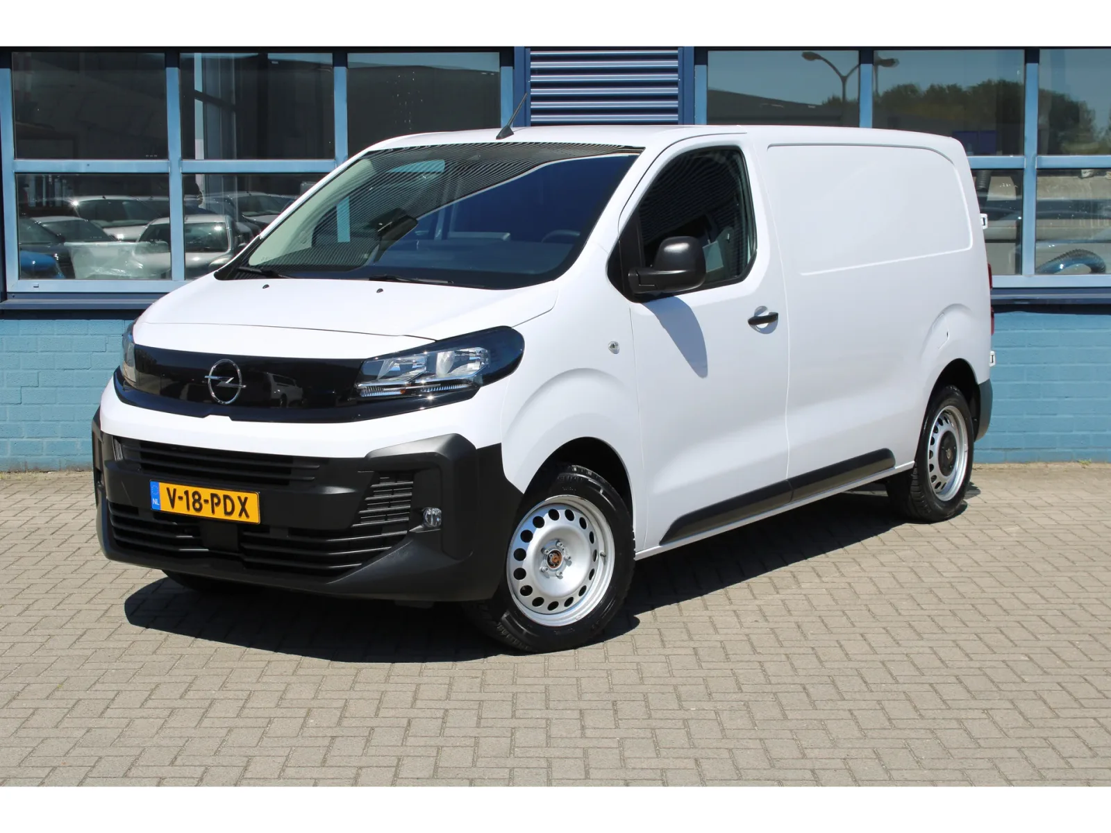 Opel Vivaro (2024) — foto 1