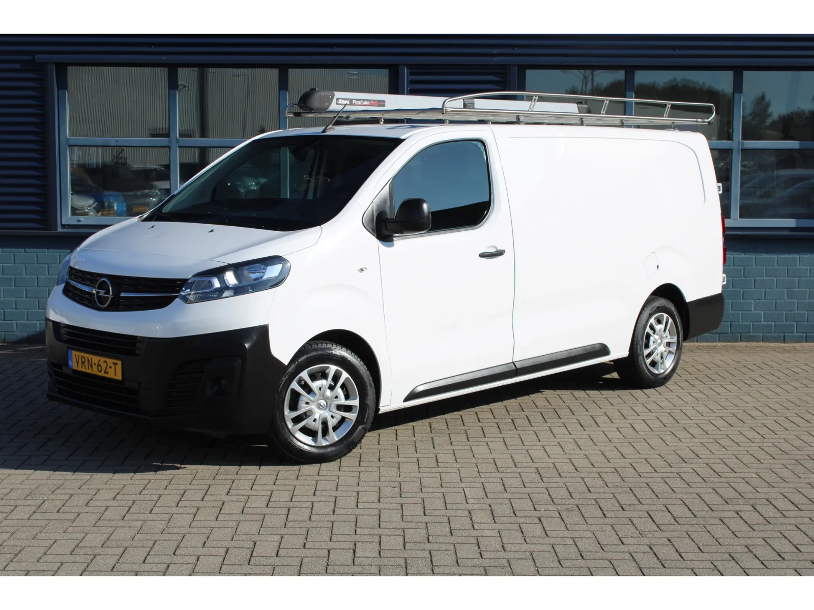 Opel Vivaro (2022) — foto 1
