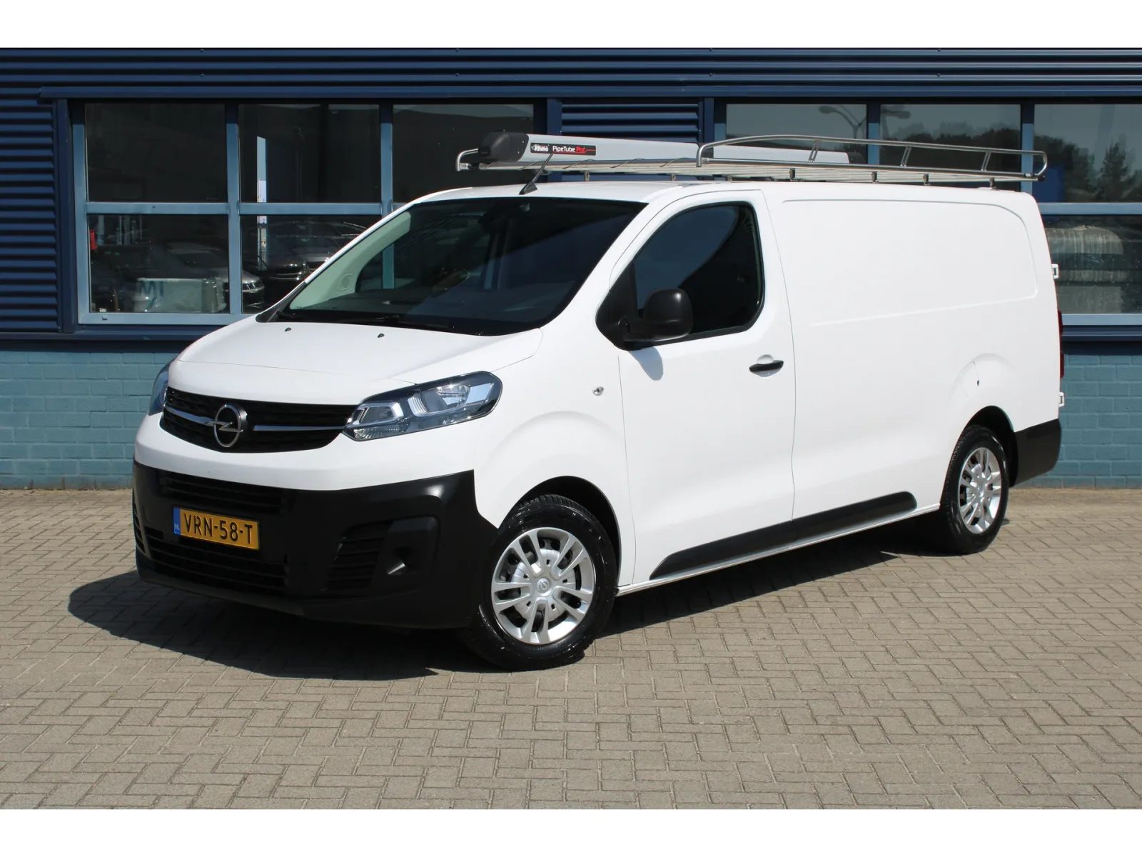 Opel Vivaro (2022) — foto 1
