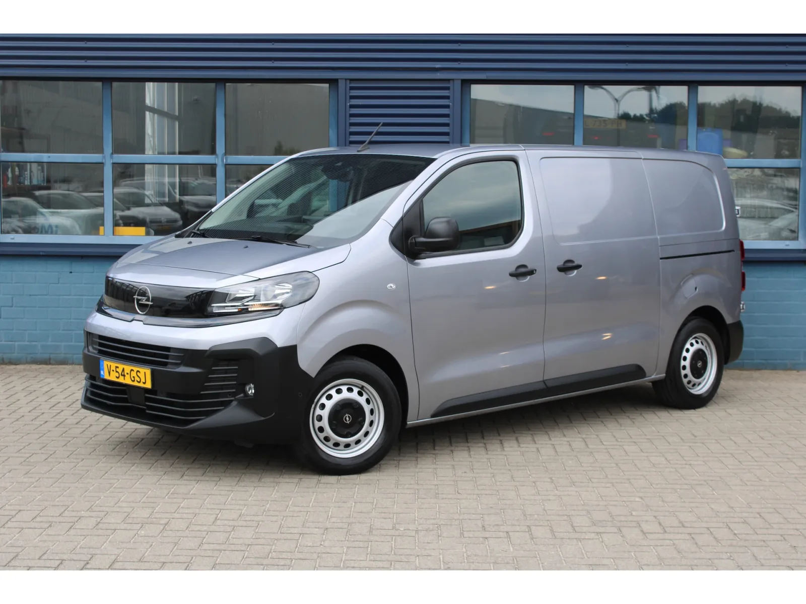 Opel Vivaro (2024) — foto 1