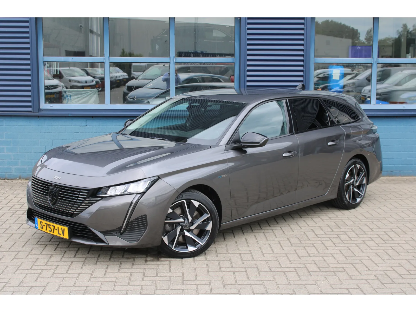 Peugeot 308 (2023) — foto 1