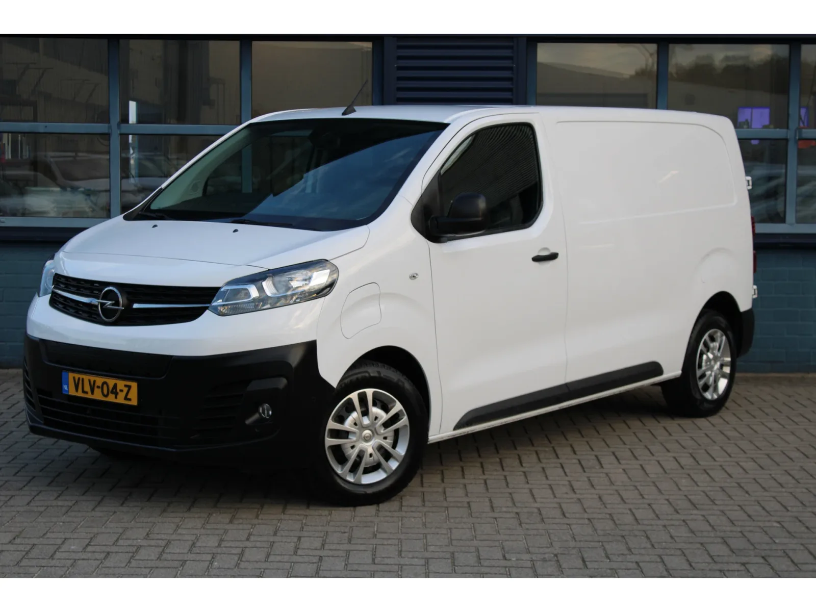 Opel Vivaro-e (2021) — foto 1