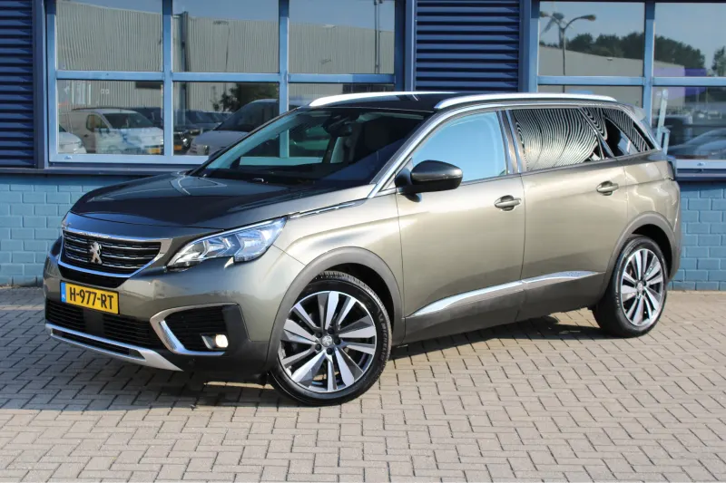 Peugeot 5008 (2020)