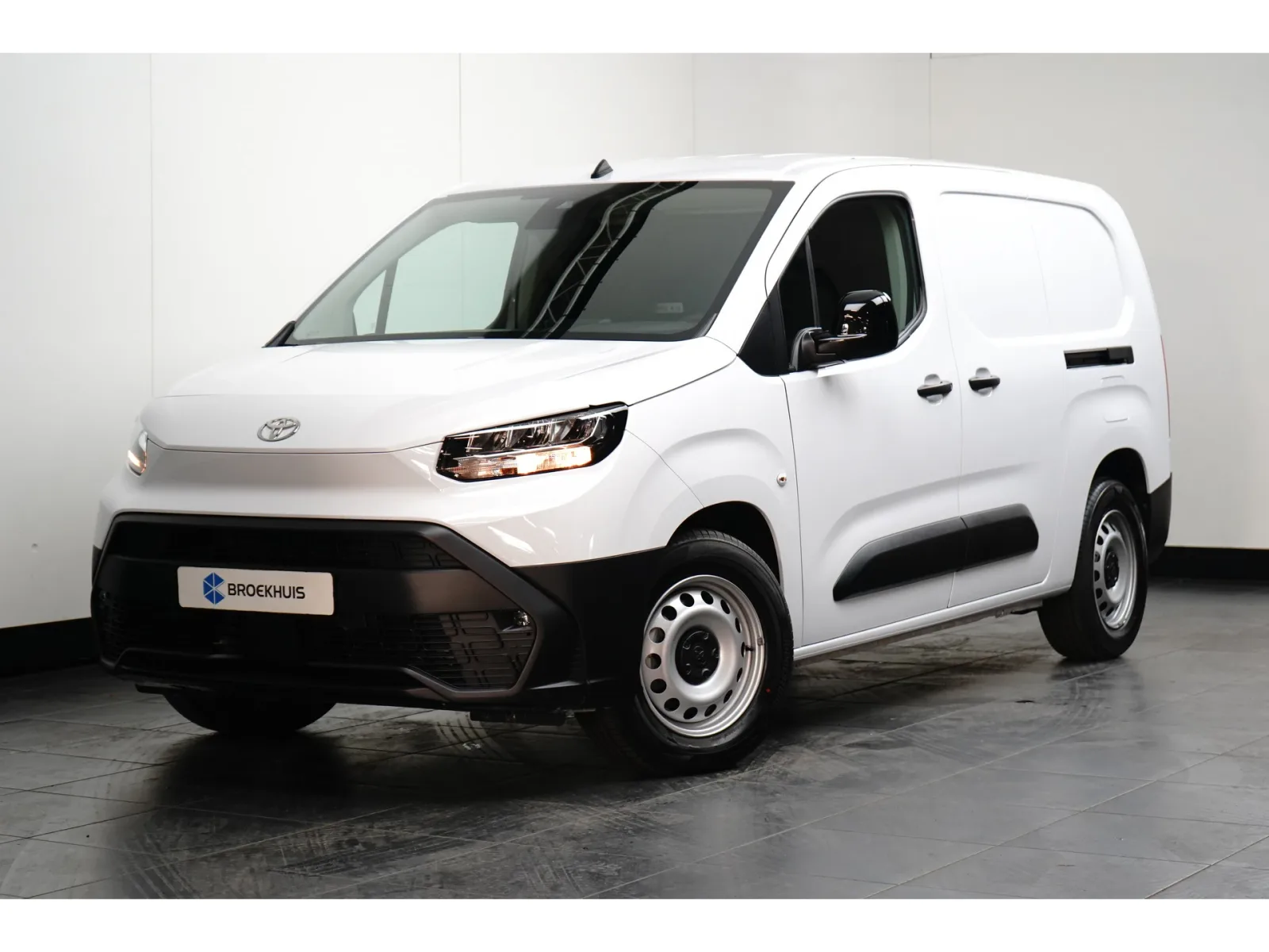 Toyota Proace (2024) — foto 1