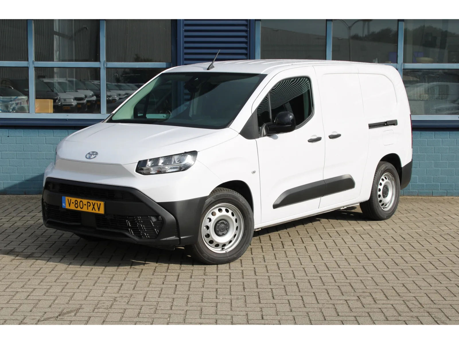 Toyota Proace (2024) — foto 1