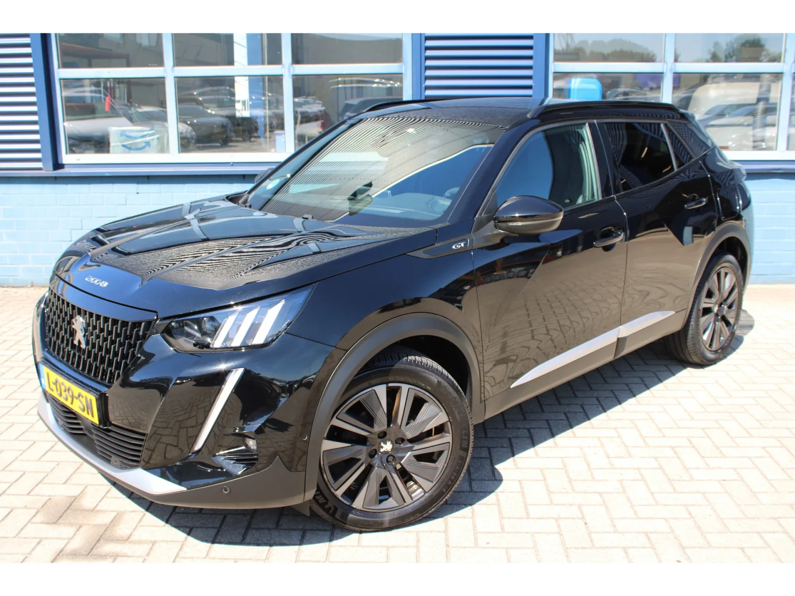 Peugeot 2008 (2021) — foto 1